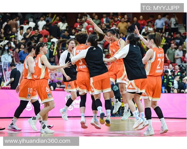 1617cba篮球对决北京队与辽宁队的精彩较量与战术分析