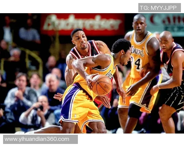 1993年公牛与太阳激战回顾NBA总决赛经典对决的历史瞬间分析