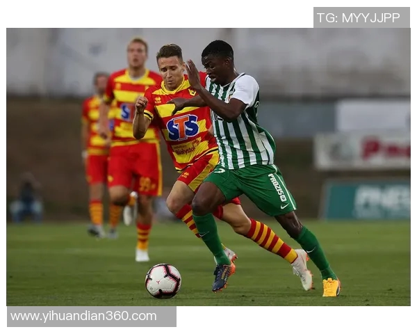 里奥阿维与艾维斯的精彩对决揭示足球战术与团队合作的魅力 里奥阿维与艾维斯的精彩对决揭示足球战术与团队合作的魅力