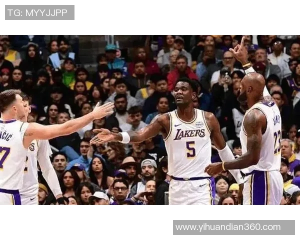 2017年湖人与勇士加时赛激战回顾球迷心潮澎湃的经典对决 2017年湖人与勇士加时赛激战回顾球迷心潮澎湃的经典对决
