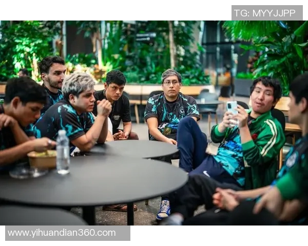 DOTA2热议：LNG战术选择引发的争议与反思分析