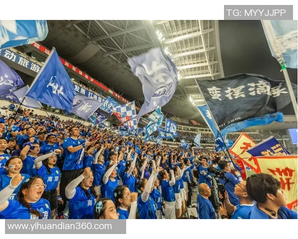 南京篮球队配合变革引发热议球迷期待新战术的崛起与发展 南京篮球队配合变革引发热议球迷期待新战术的崛起与发展