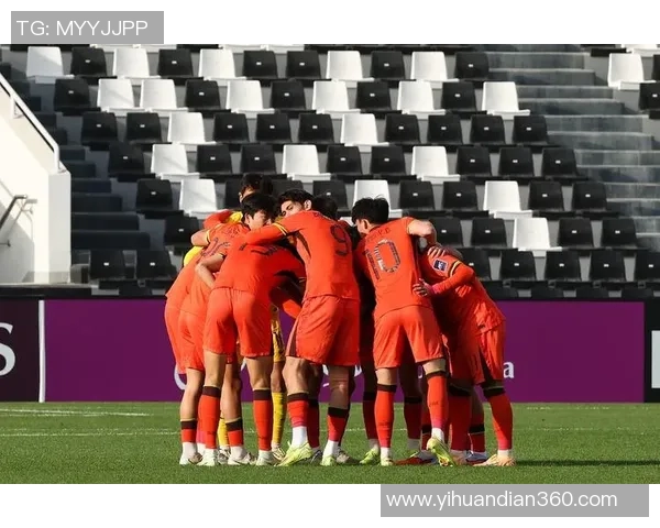 国足与乌兹别克斯坦激战正酣比分直播全程追踪精彩瞬间不容错过