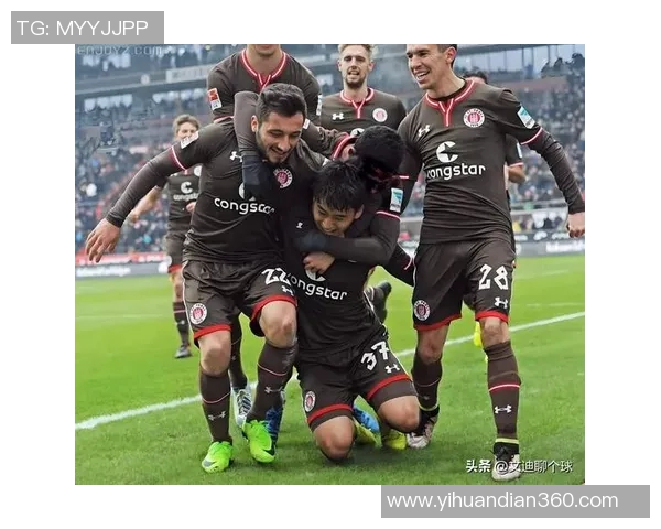 西雅图海湾人迎战温哥华球队激情对决展现北美足球魅力